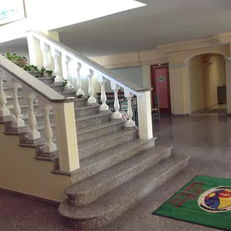 Marina Palace 4*