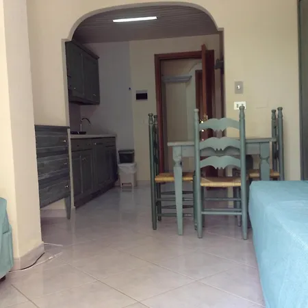 מלון דירות Marina Palace