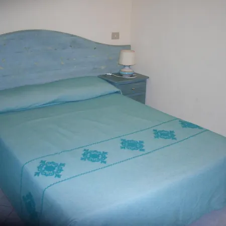 Marina Palace Aparthotel 4*