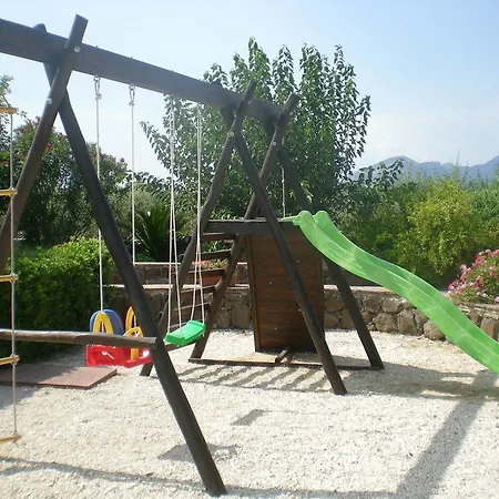 מלון דירות Marina Palace