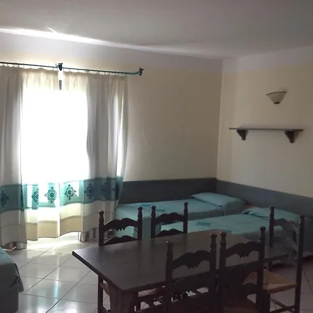 Marina Palace Aparthotel