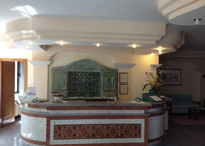 Hotel apartamentowy Marina Palace 4*