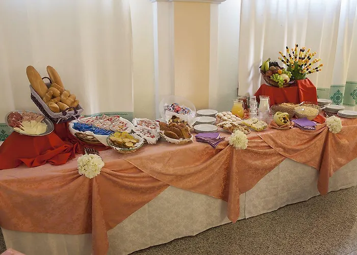 Marina Palace Aparthotel 4*