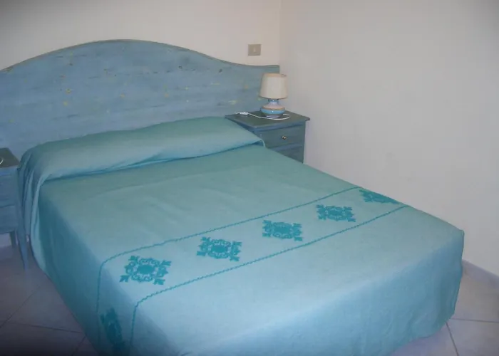 Marina Palace Aparthotel 4*